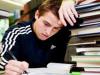 بحث بريطاني: التوتر خلال الامتحانات أحد أسباب انتحار المراهقين