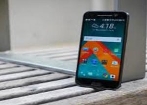 HTC تستأنف تحديث الأندرويد 7.0 Nougat للهاتف HTC 10
