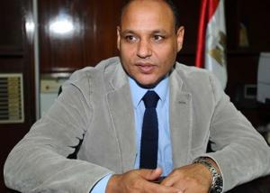 صقر يكرم أول رائد فضاء مصري..ويطالب الشباب بالسعى وراء حلمه