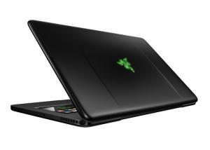 الحاسب المحمول الجديد من Razer Blade مُتاح الآن للشراء من متجر مايكروسوفت