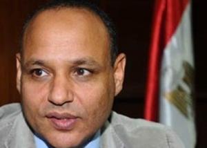 بحث " مخاطر بيئة العمل على صحة المرأة الحامل " فى ندوة بجامعة الأهرام الكندية
