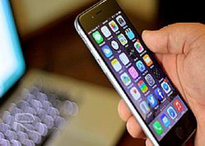 تقارير : تؤكد تطوير " آبل " لخمسة نماذج أولية من iPhone 7