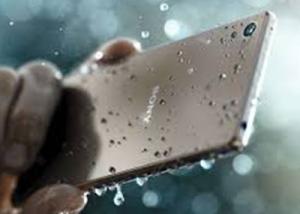 أول إعلان ترويجي للهاتف +Xperia Z3 يركز على إستعراض قوة بطارية الهاتف