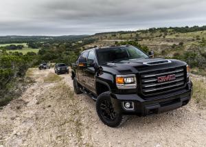 “جي إم سي” تطرح سييرا HD All Terrain X  بمحرك Duramax ديزل جديد كليا GMC Sierra