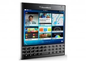 BlackBerry Passport متاح الآن  فى المملكة المتحدة