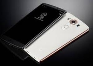 الهاتف LG V10 يحصل على غطاء خلفي يدعم تقنية الشحن اللاسلكي