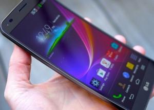 LG G Flex 2 يطرح للأسواق شهر مارس