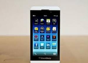 هاتف" BlackBerry Z10 "ينفد من جميع المتاجر الهندية في ظرف ثلاثة أيام