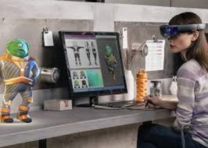 خوذة الواقع المعزز HoloLens لغير المطورين بسعر 3 آلاف دولار