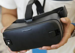جوجل تعلن  إنضمام أربعة هواتف ذكية إلى عائلة Daydream VR
