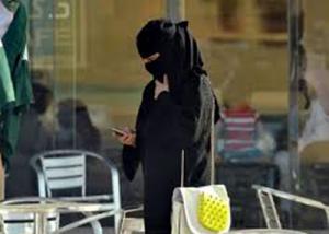 "موبايلي" تدرب 1000 فتاة سعودية على لصيانة أجهزة الموبايل