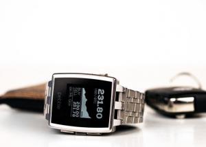 تحديث جديد يصل إلى ساعة Pebble يجلب معه دعم تنبيهات Android Wear