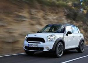 فى عيدها ال 54 : " MINI " تطلق سياراتهت العصرية الصغيرة